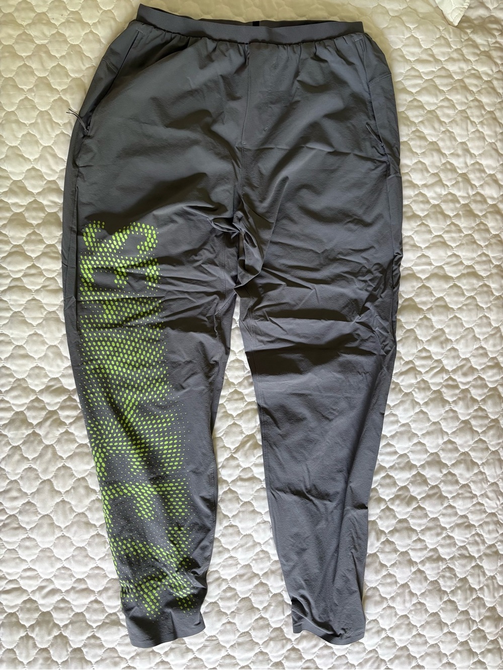 Lululemon reflective workout pants, SeaWheeze